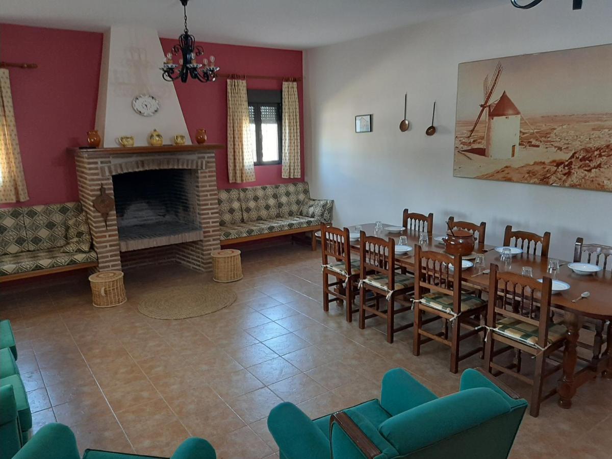 Casa Rural La Cerca มาดริเดฮอส ภายนอก รูปภาพ