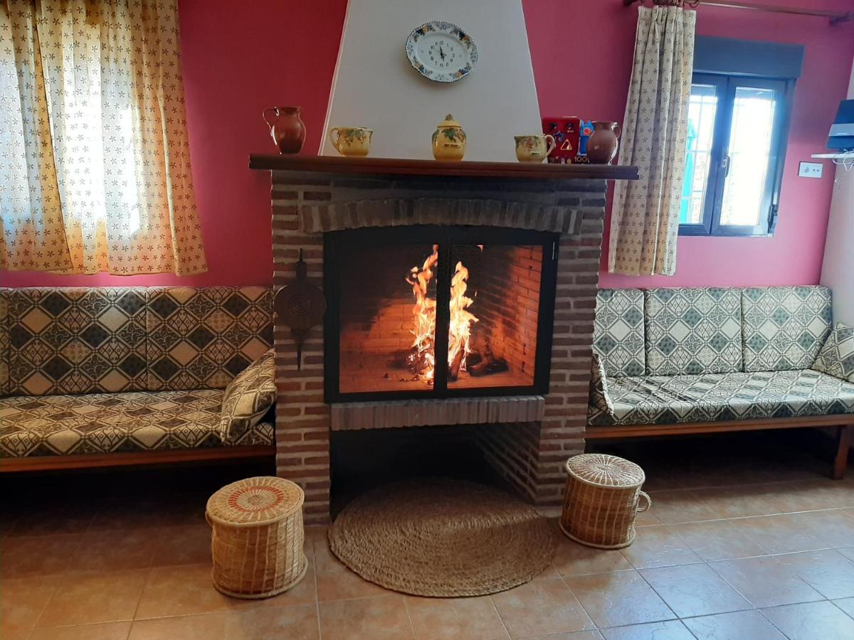 Casa Rural La Cerca มาดริเดฮอส ภายนอก รูปภาพ